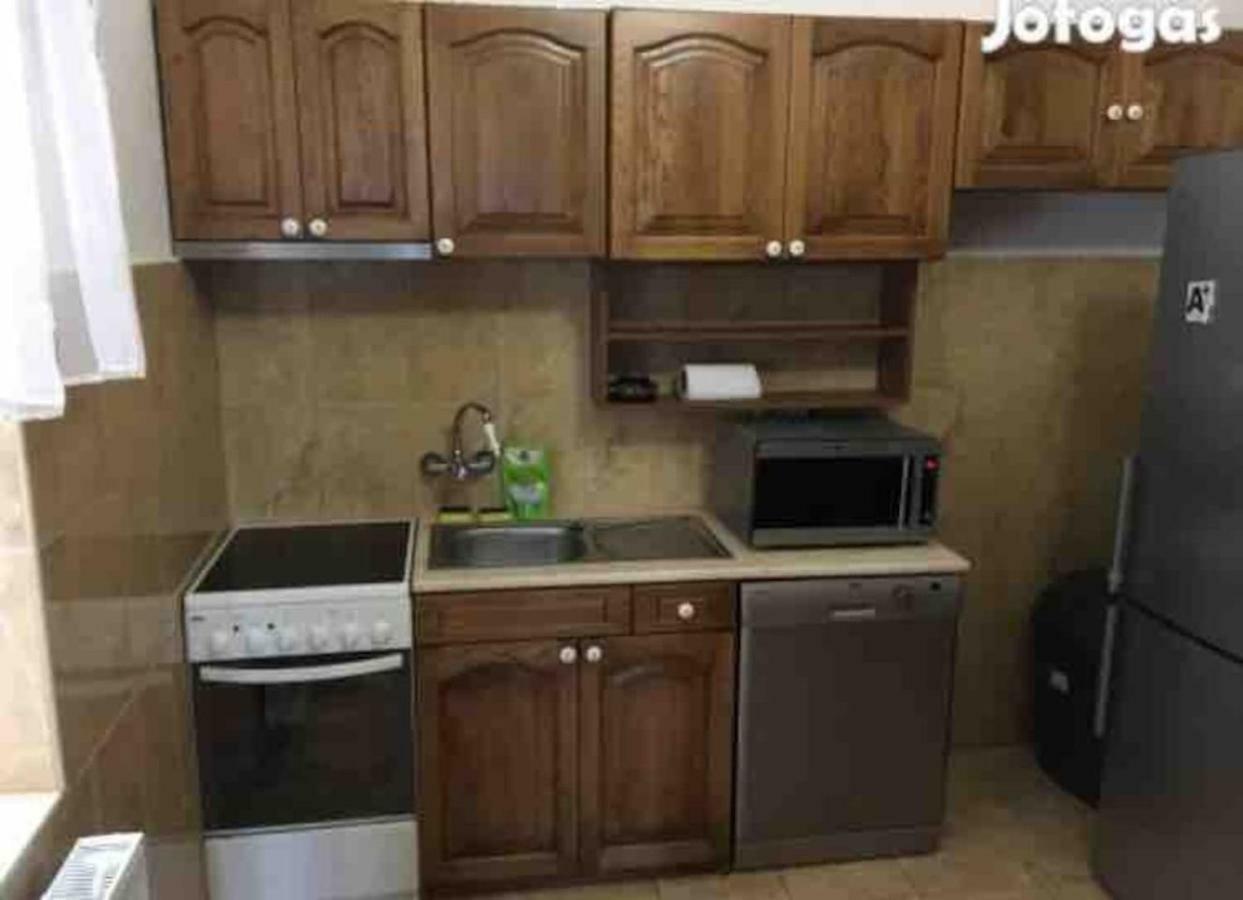 Arkadia Apartman Papa Ngoại thất bức ảnh